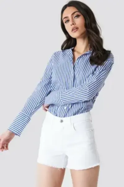 white-shorts-with-a-sharp-pinstriped-shirt