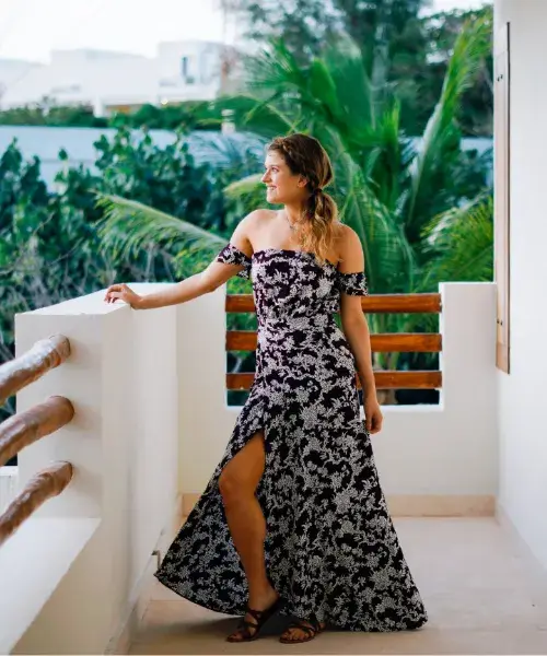matching-your-vacation-maxi-dress-to-your-destination
