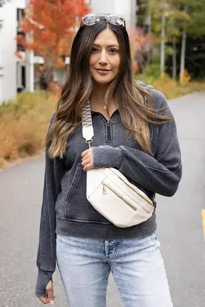 mens-button-down-with-a-belt-bag